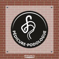 Plaque insigne Pédicure-Podologue - Blanc sur fond noir